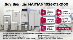 Kỹ thuật viên kiểm tra biến tần HAITIAN 10S6K12-2100 trong tủ điện sạch có quạt lọc và dây đi gọn