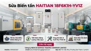 Kỹ thuật viên kiểm tra bo công suất và cổng đấu dây biến tần HAITIAN 18F6K1H-YV1Z trong tủ điện công nghiệp sạch sẽ